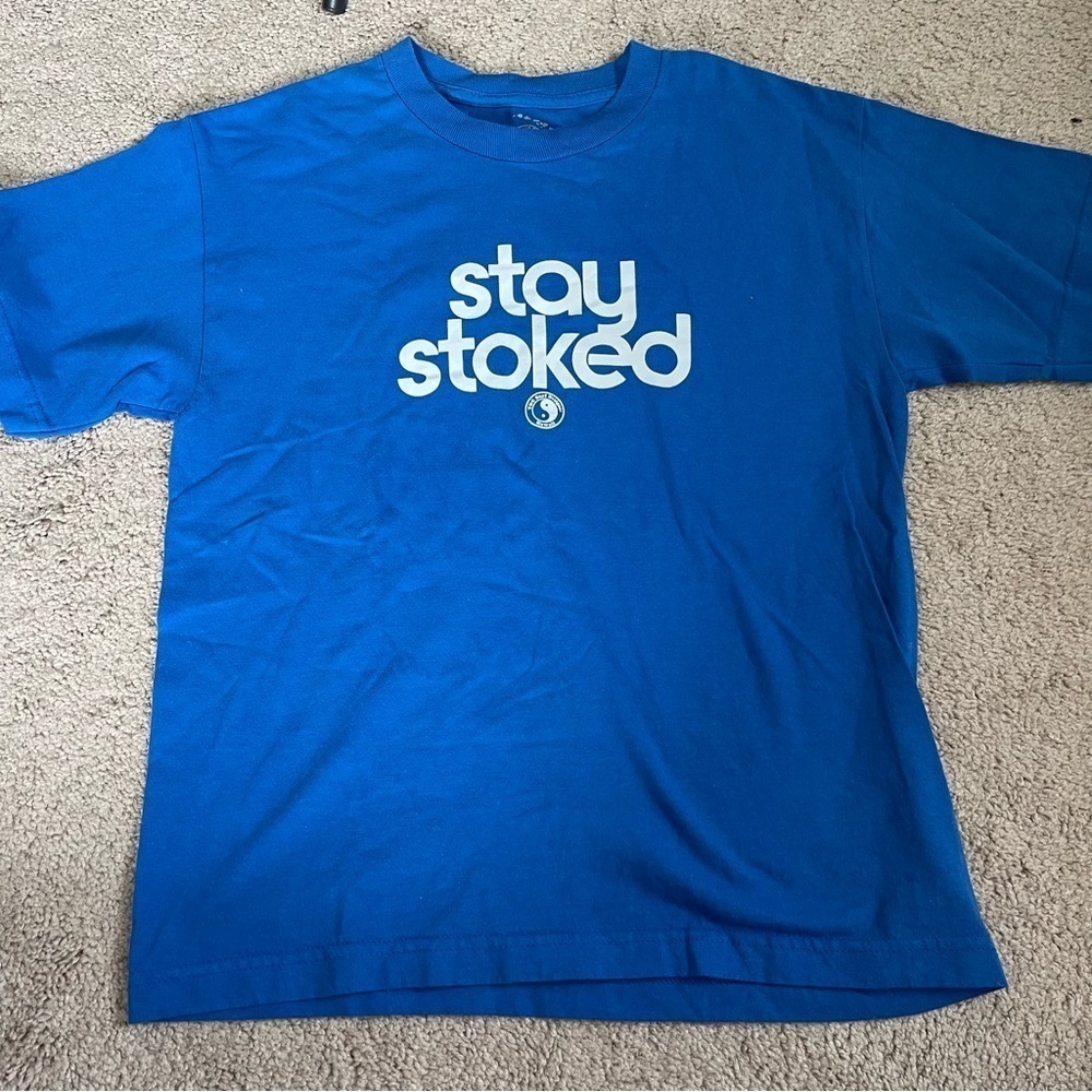 T&C surf design “stay stoked” boys blue t shirt size large